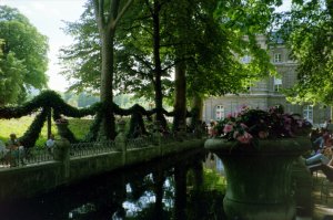 Resting at Fontaine de Medicis